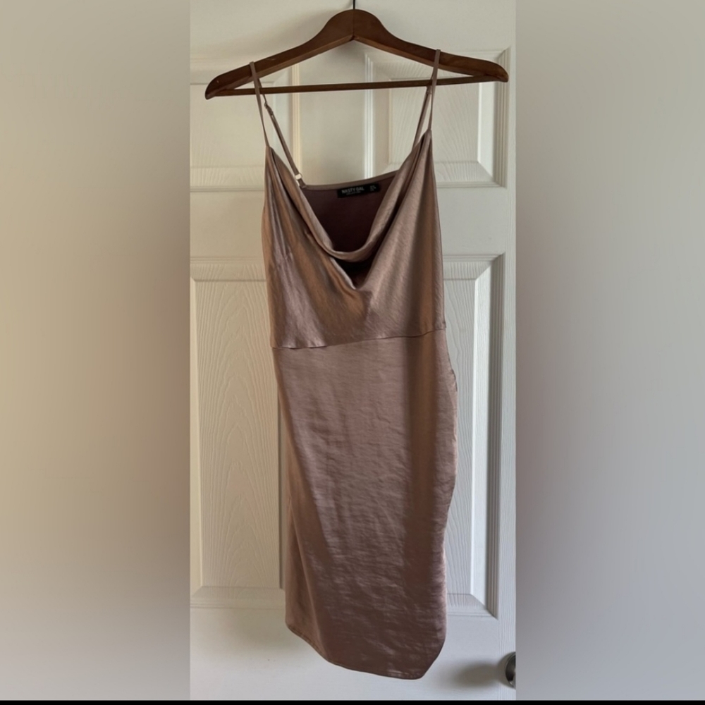 Little muted pink shiny dress! Adjustable straps!